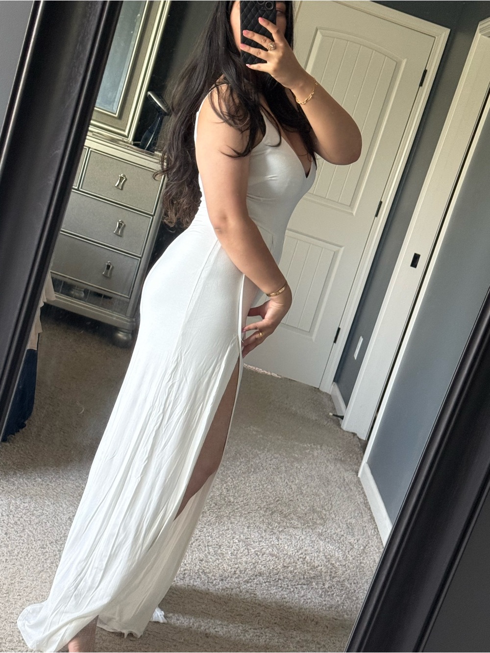 Elegant White Sleeveless Maxi Dress with Side Slit